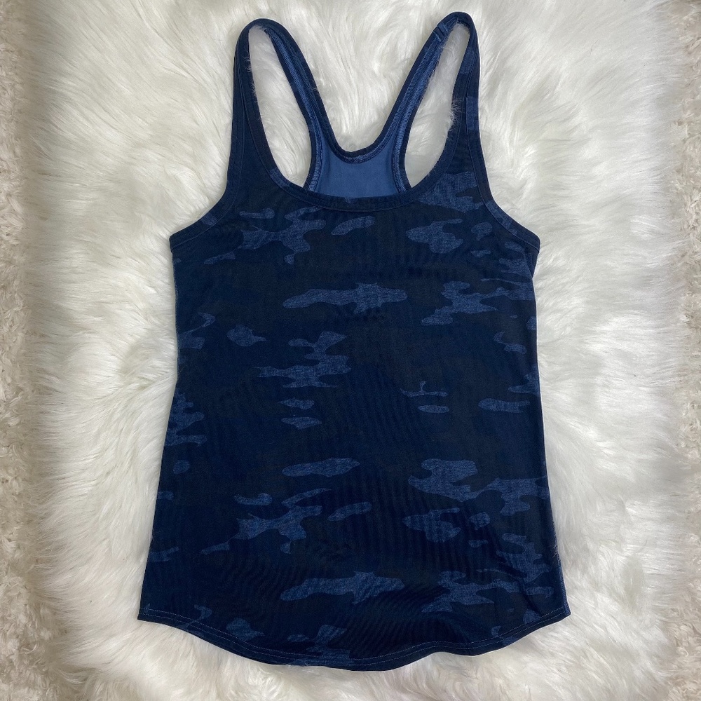 Lululemon Classic Slim Blue Camo Racerback Tank Top  Size M